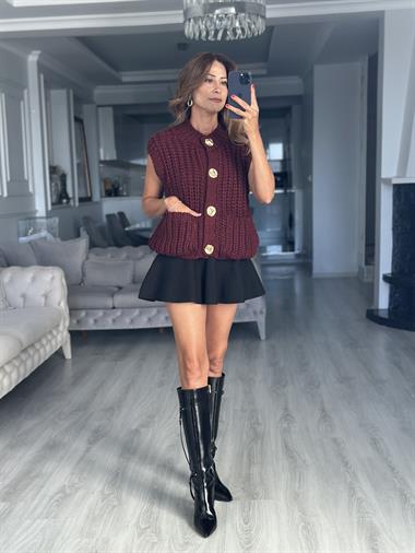 Bordo İri Düğmeli Yumuşak Dokulu Cepli Kadın Triko Yelek