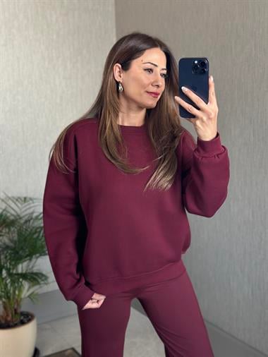 Bordo Omzu Dikiş Detaylı Bisiklet Yaka Şardonlu Kadın Sweatshirt