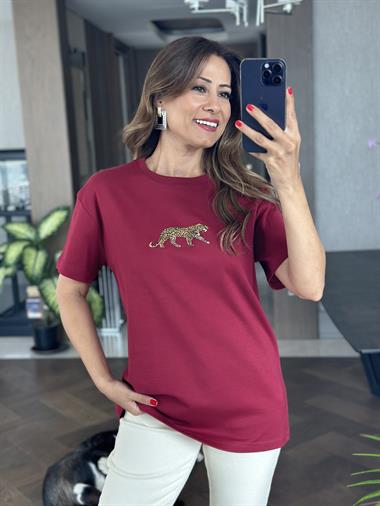 Bordo Önü Kaplan Nakışlı Bisiklet Yaka  Kadın T-Shirt