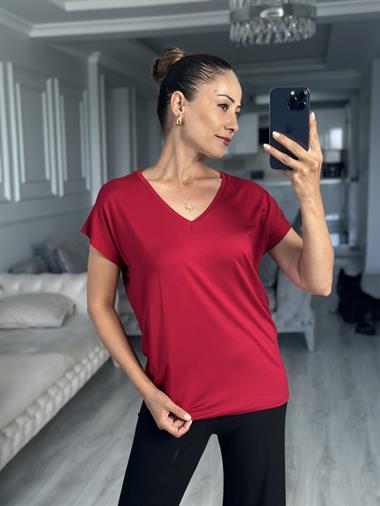 Bordo V Yaka Kısa Yarasa Kol Basic Kadın T-Shirt