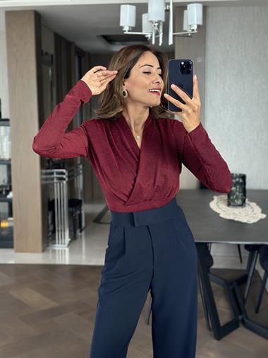 Bordo Vatkalı Kruvaze Yaka Simli Kadın Bluz