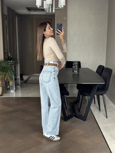 Buz Mavi Beli Ve Paçası Kesik Kemerli Kadın Jean Pantolon