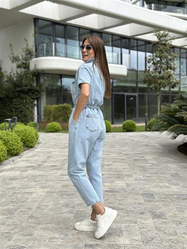 Buz Mavi Kısa Kol Önü Metal Düğmeli Kadın Jean Tulum