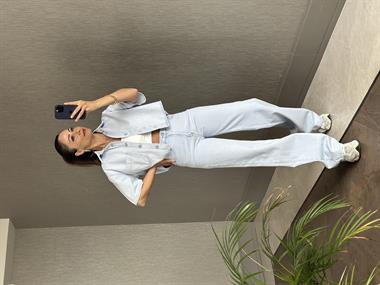 Buz Mavi Kısa Kol Tek Cepli Kadın Crop Jean Gömlek