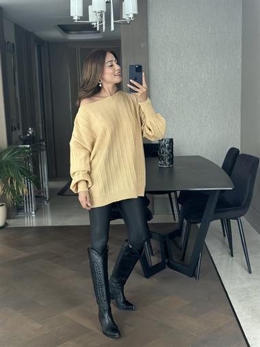 Camel Kayık Yaka Şardonlu Kadın Triko Kazak