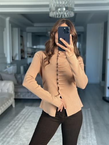 Camel Kendinden Büzgülü Düğmeli Kadın Triko Hırka