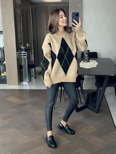 Camel Siyah Baklava Desen Bisiklet Yaka Kadın Triko Kazak