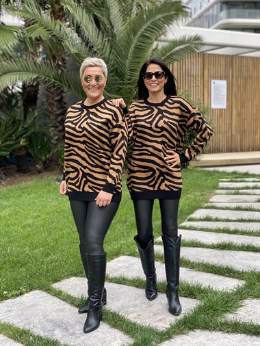 Kahverengi Zebra Desen Bisiklet Yaka Kadın Triko Kazak