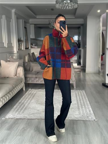 Çok Renkli Yarım Fermuarlı Kadın Sweatshirt