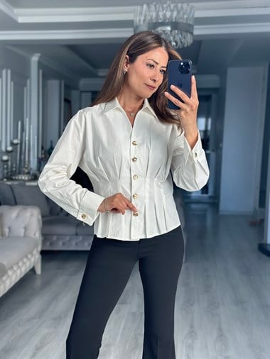 Ekru Beli Pileli Gold Düğmeli Kadın Gömlek