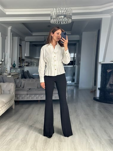 Ekru Beli Pileli Gold Düğmeli Kadın Gömlek