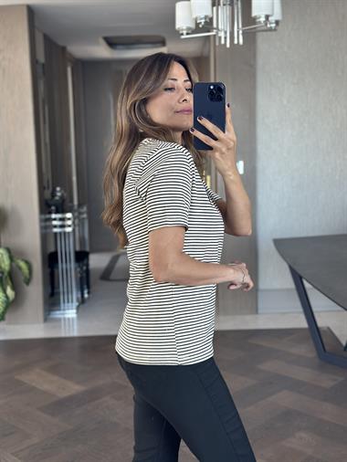 Ekru Çizgili Nakışlı Bisiklet Yaka Kadın T-Shirt