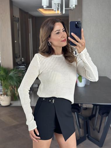Ekru Dekolteli Bisiklet Yaka Triko Kadın Bluz