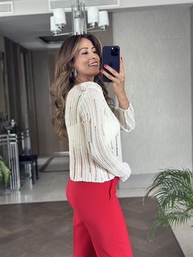 Ekru Dekolteli Düğmeli Triko Kadın Hırka 