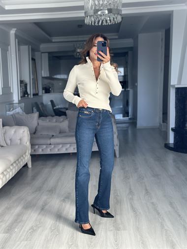 Ekru Dik Yaka Çıtçıt Düğmeli Kadın Triko Kazak