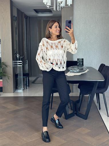 Ekru Dlvn Kayık Yaka Ajurlu Arkası Bağlamalı Kadın Triko Kazak