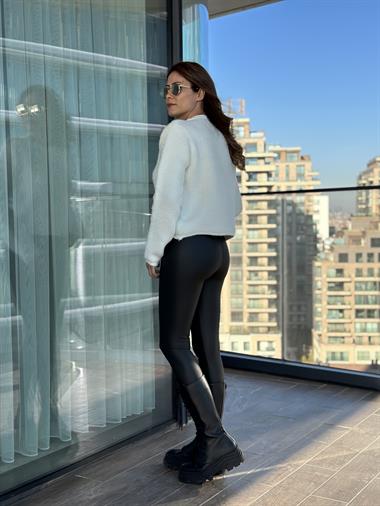 Ekru Havlu Örgü Teddy Kadın Hırka