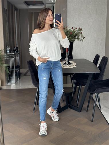 Ekru Kayık Yaka Triko Kadın Kazak