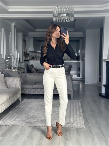 Ekru Kemerli Straight Cut Kadın Jean Pantolon