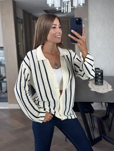 Ekru Lacivert Çizgili Polo Yaka Düğmeli Triko Kadın Hırka