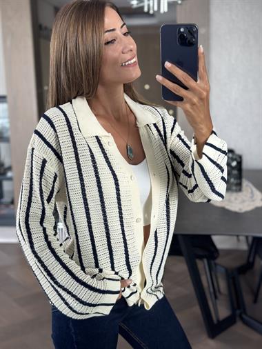 Ekru Lacivert Çizgili Polo Yaka Düğmeli Triko Kadın Hırka