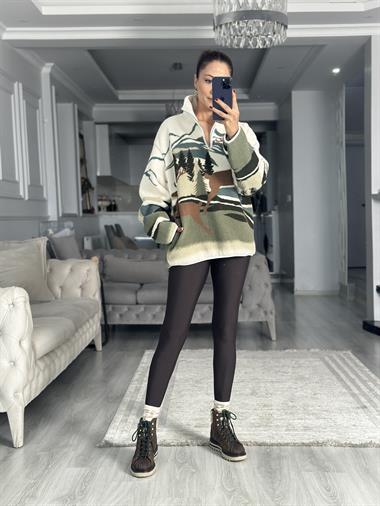Ekru Orman Ve Geyik Desenli Yarım Fermuarlı Peluş Kadın Sweatshirt