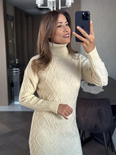 Ekru Saç Örgü Balıkçı Yaka Kadın Triko Elbise