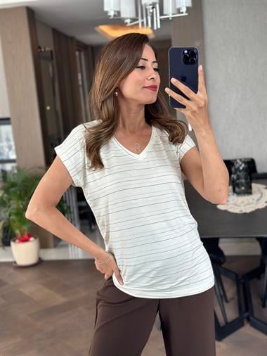 Ekru Sim Çizgili V Yaka Kısa Yarasa Kol Basic Kadın T-Shirt