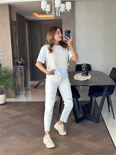 Ekru Triko Garnili Bisiklet Yaka Kadın T-Shirt