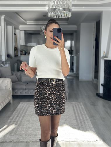 Ekru Yumuşak Dokulu Kısa Kol Triko Kadın Kazak