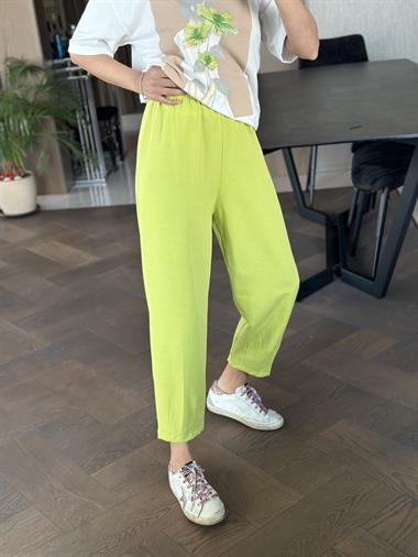 Fıstık Yeşili Keten Beli Lastikli Paçası Pensli Cepsiz Kadın Pantolon
