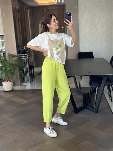 Fıstık Yeşili Keten Beli Lastikli Paçası Pensli Cepsiz Kadın Pantolon