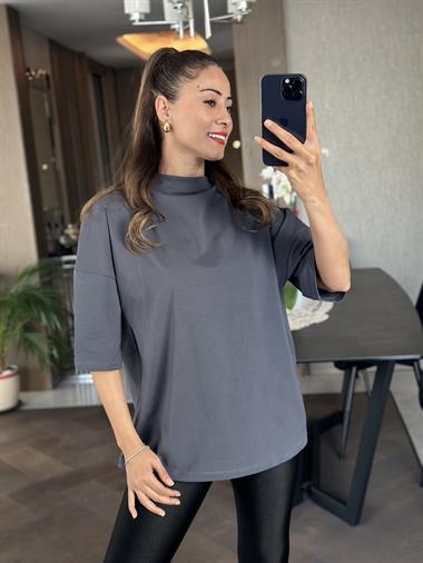 Füme Dik Yaka Truvakar Kol Oversize Basic Kadın T-Shirt