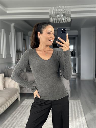 Füme V  Yaka Kaşmirli Ultra Hafif Kadın Triko Kazak