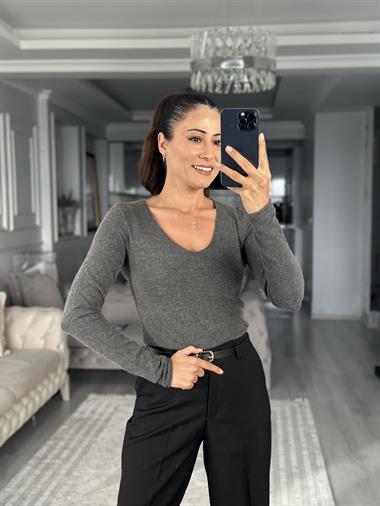 Füme V  Yaka Kaşmirli Ultra Hafif Kadın Triko Kazak