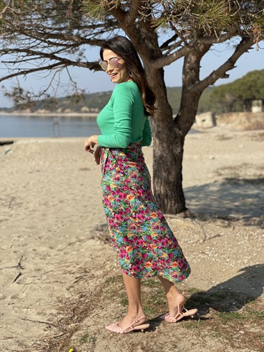 Fuşya Çiçekli Bağlama Detay Etek