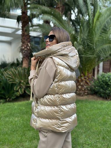 Gold Astronot Kapüşonlu Kadın Şişme Yelek