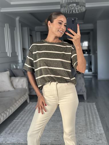 Gold Çizgili Simli Bisiklet Yaka Basic Kadın T-Shirt