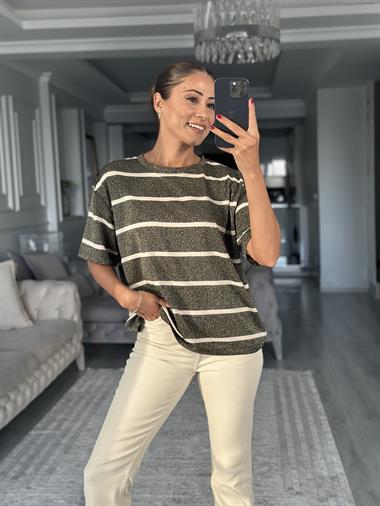 Gold Çizgili Simli Bisiklet Yaka Basic Kadın T-Shirt