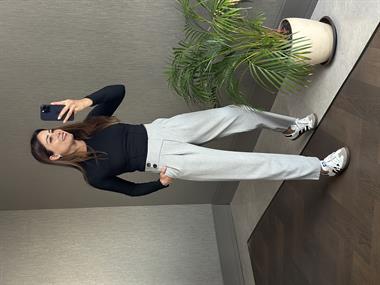 Gri Arka Beli Lastikli Önü İki Düğmeli Kadın Kumaş Pantolon