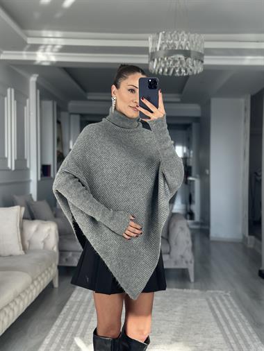 Gri Boğazlı Panço Kesim Kadın Triko Kazak