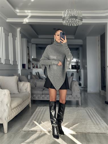 Gri Boğazlı Panço Kesim Kadın Triko Kazak