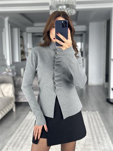 Gri Kendinden Büzgülü Düğmeli Kadın Triko Hırka