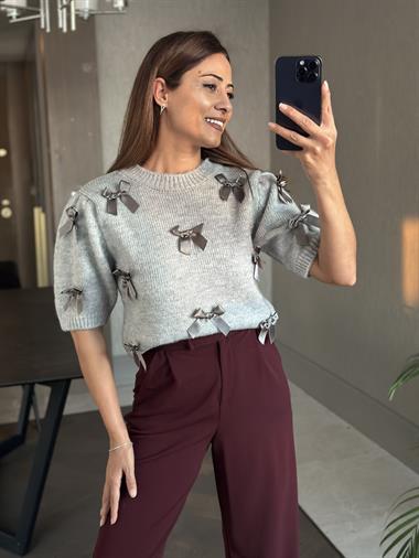 Gri Kısa Kol Kurdele Detaylı Kadın Crop Kazak