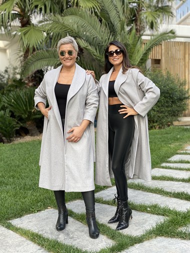 Gri Uzun Kuşaklı Kaşe Kadın Kaban