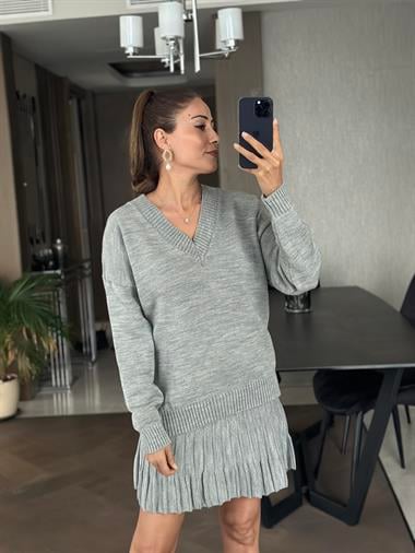 Gri V Yaka Kazak Etek Kadın Triko İkili Takım