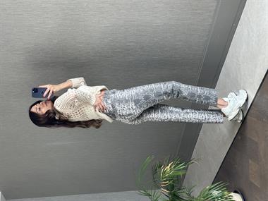 Gri Yılan Desen Marka Model Kesik Paça Boy Fit Kadın Jean Pantolon