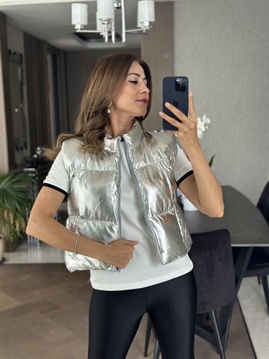 Gümüş Varaklı Fermuarlı Kadın Şişme Yelek 