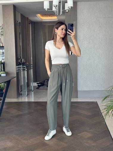 Haki Beli Bağcıklı Önü Pileli Kadın Pantolon