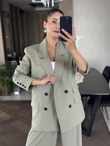 Haki  Dört Düğmeli Kruvaze Yaka Kadın Ceket